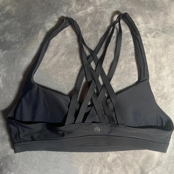 Lululemon sports bra - Picture 2 of 3